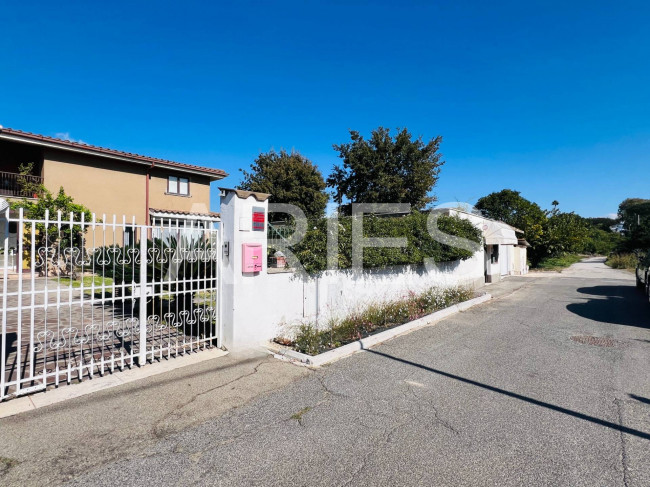 Villetta bifamiliare in vendita a Roma