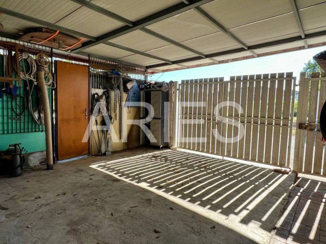 Villetta bifamiliare in vendita a Roma