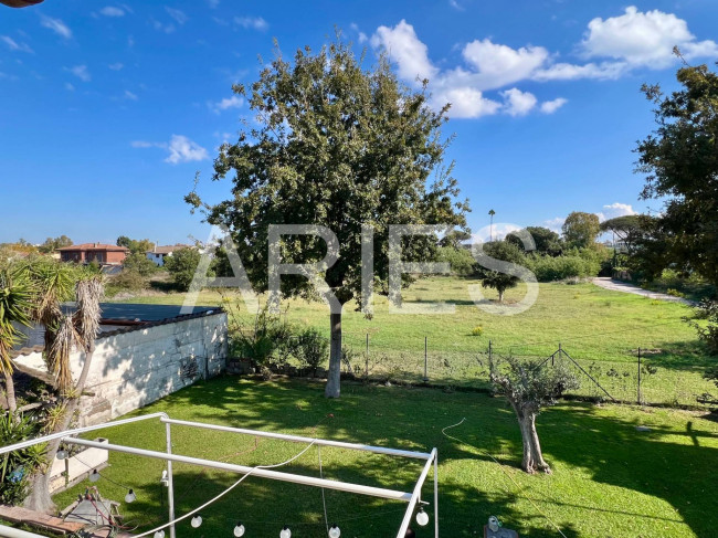 Villetta bifamiliare in vendita a Roma