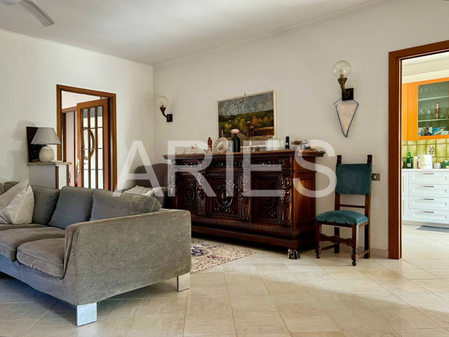 Villetta bifamiliare in vendita a Roma