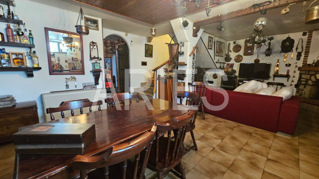 Villetta bifamiliare in vendita a Roma