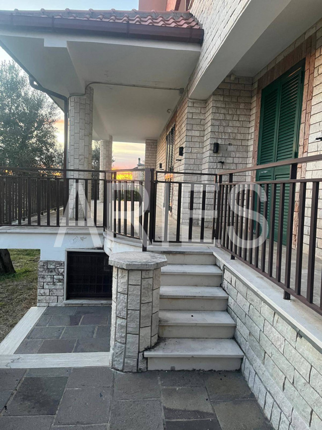 Villa in vendita a Nerola