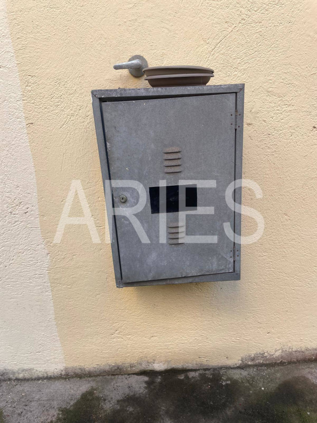 Box o garage in affitto a Roma