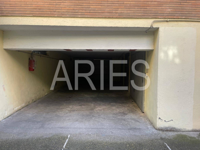 Box o garage in affitto a Roma