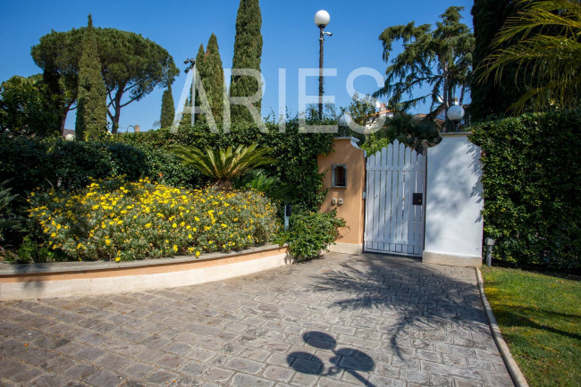 Villa in vendita a Roma