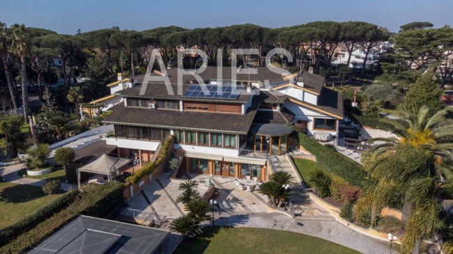 Villa in vendita a Roma