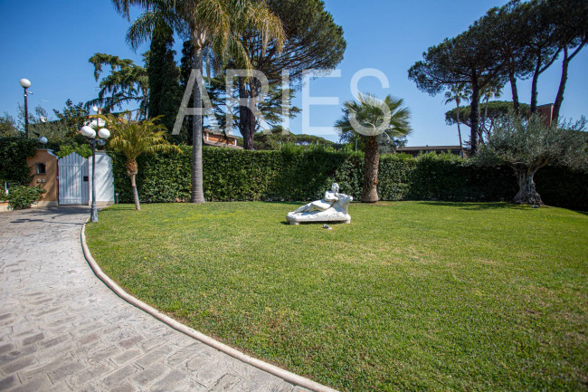 Villa in vendita a Roma