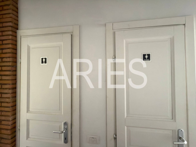 Attività commerciale in vendita a Fiumicino