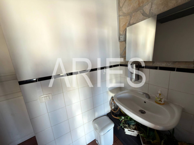 Attività commerciale in vendita a Fiumicino