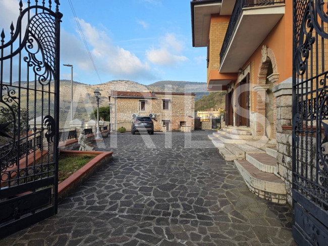 Villa in vendita a Sonnino