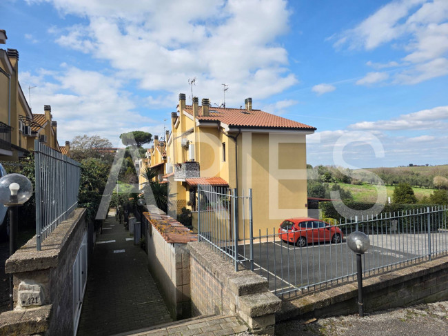Villette a schiera in vendita a Roma