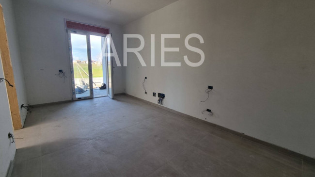 VILLA QUADRIFAMILIARE in vendita a Fiumicino