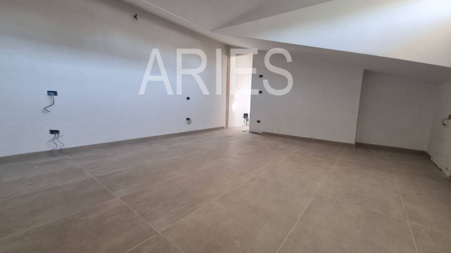 VILLA QUADRIFAMILIARE in vendita a Fiumicino