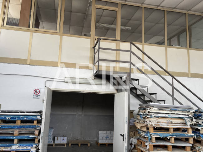 Capannone in vendita a Ciampino