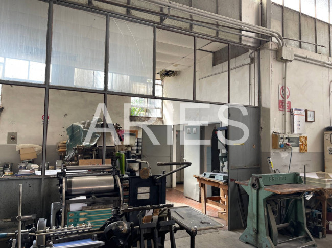 Capannone in vendita a Ciampino