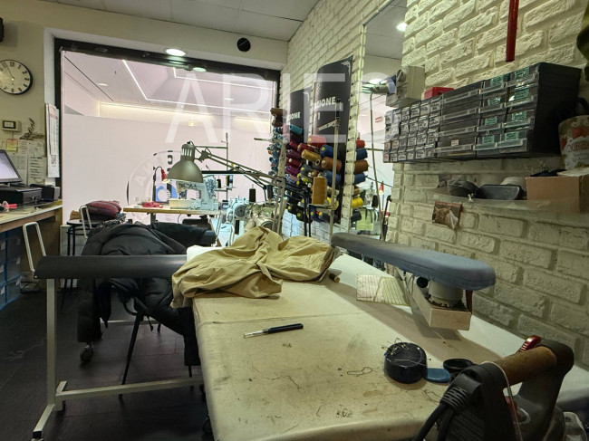 Attività commerciale in vendita a Roma