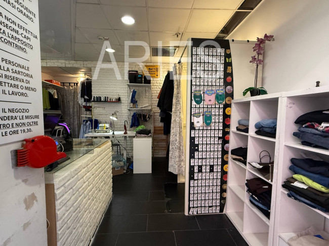 Attività commerciale in vendita a Roma