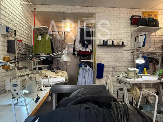 Attività commerciale in vendita a Roma