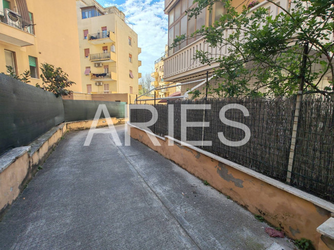 Box o garage in vendita a Roma