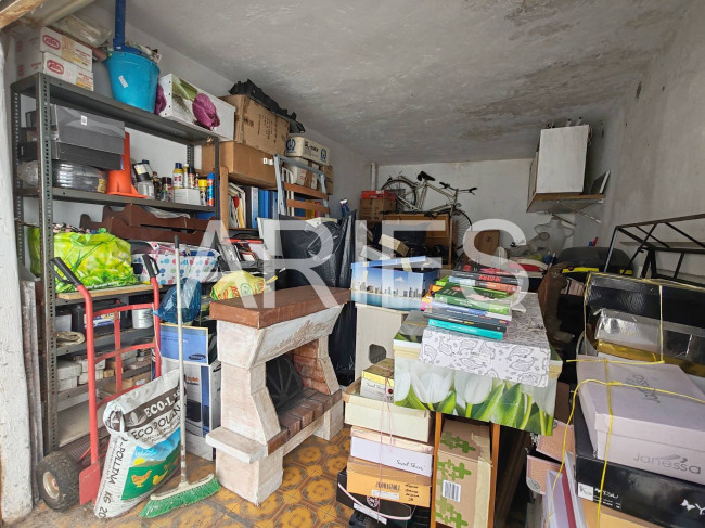 Box o garage in vendita a Roma