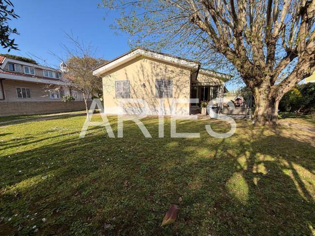 Villa in vendita a Roma