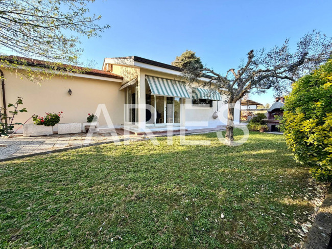 Villa in vendita a Roma