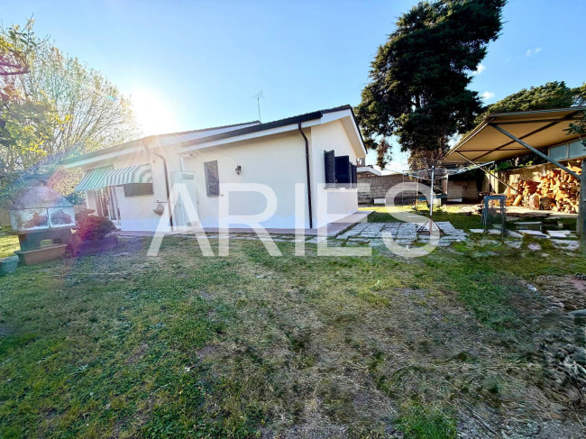 Villa in vendita a Roma