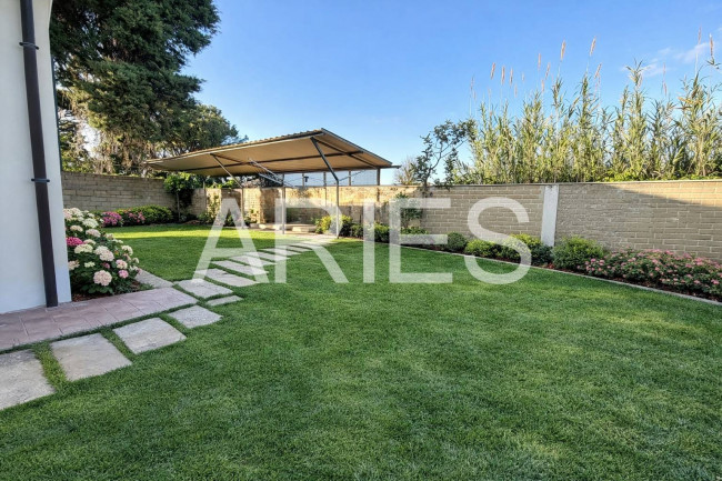 Villa in vendita a Roma