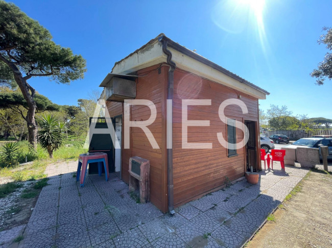 Locale commerciale in vendita a Roma