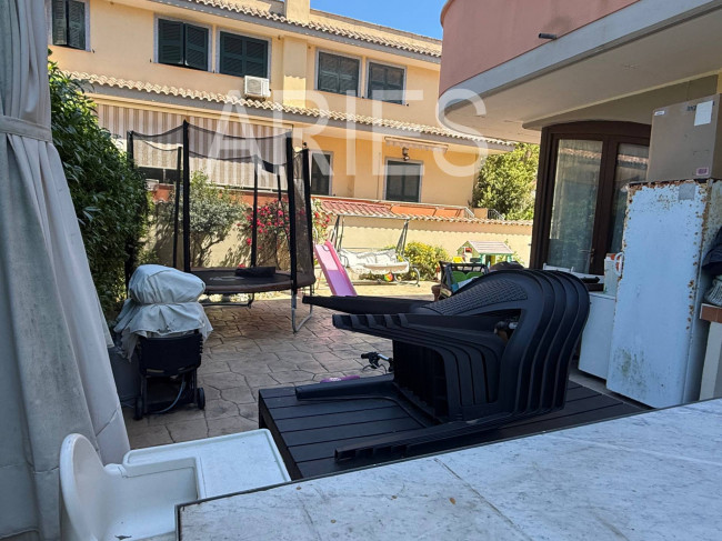 Villette a schiera in vendita a Fiumicino