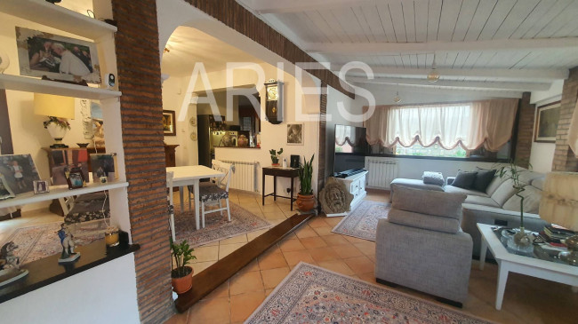 Villa in vendita a Fiumicino
