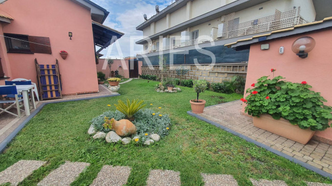 Villa in vendita a Fiumicino