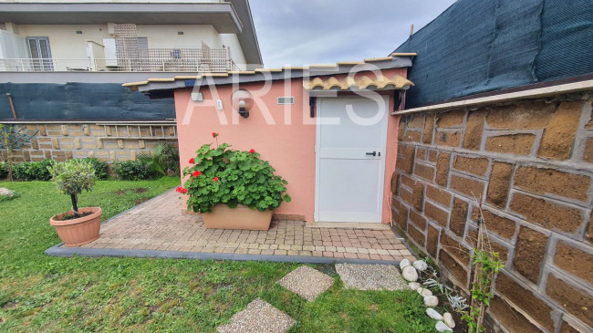 Villa in vendita a Fiumicino