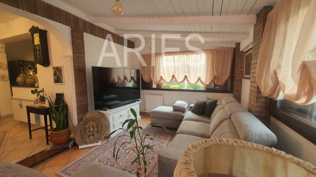 Villa in vendita a Fiumicino