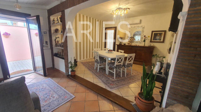 Villa in vendita a Fiumicino