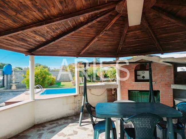 Villa in vendita a Aprilia