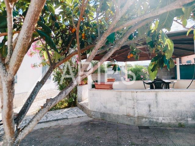 Villa in vendita a Aprilia