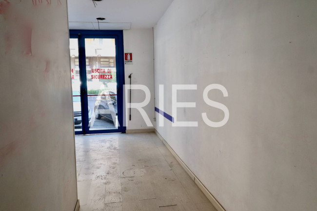 Locale commerciale in vendita a Roma