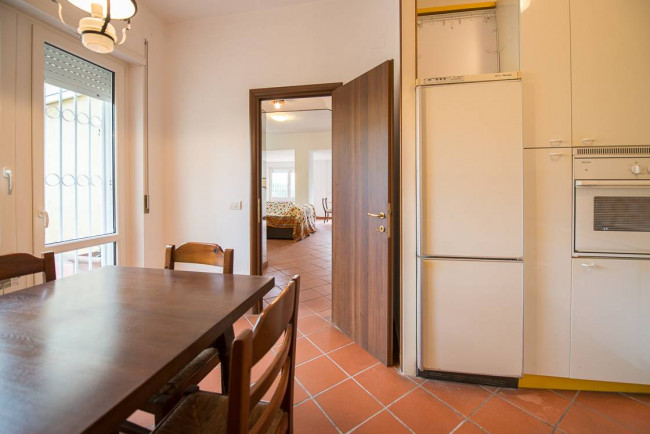 VILLA QUADRIFAMILIARE in vendita a Roma
