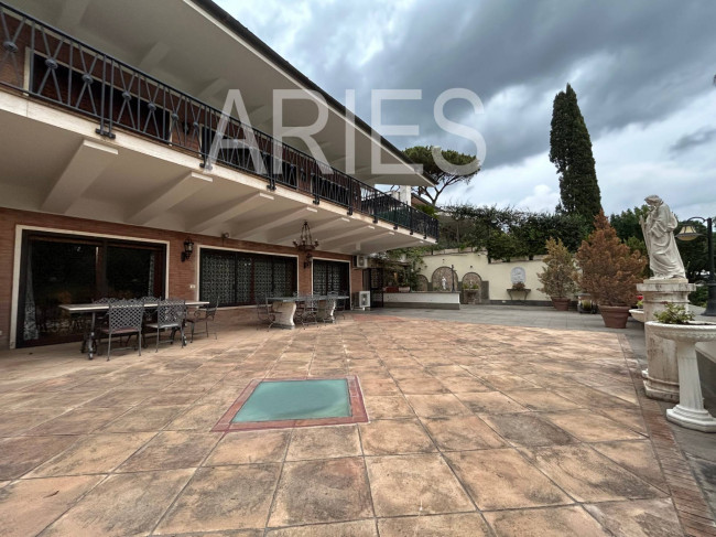 Villa in vendita a Roma