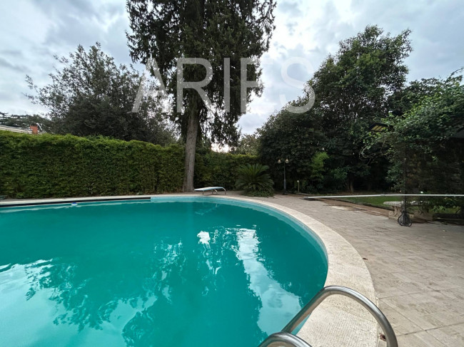 Villa in vendita a Roma