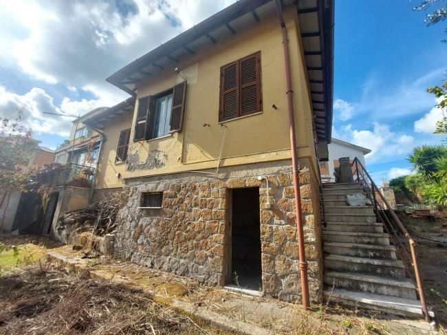 Villetta bifamiliare in vendita a Roma