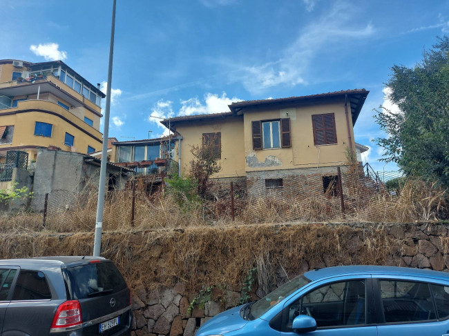 Villetta bifamiliare in vendita a Roma