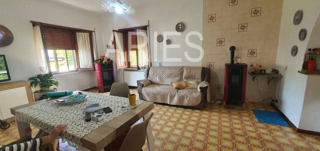 Villa in vendita a Fiumicino
