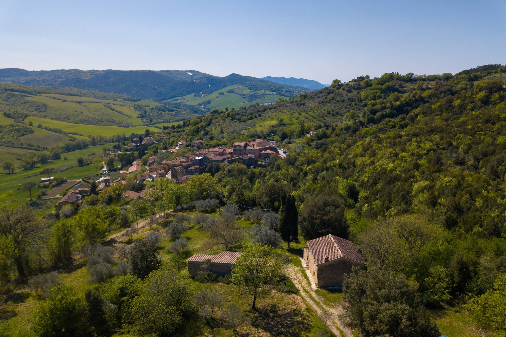 Casale in Vendita a Pomarance