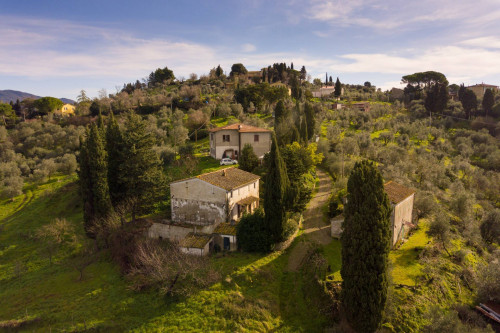 Casale in Vendita a Volterra