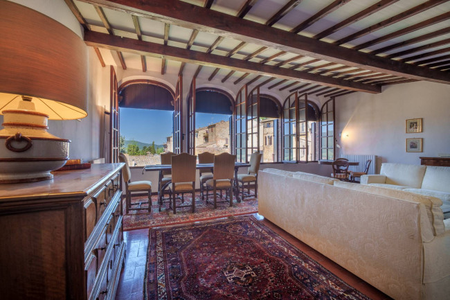 Appartamento in Vendita a San Gimignano