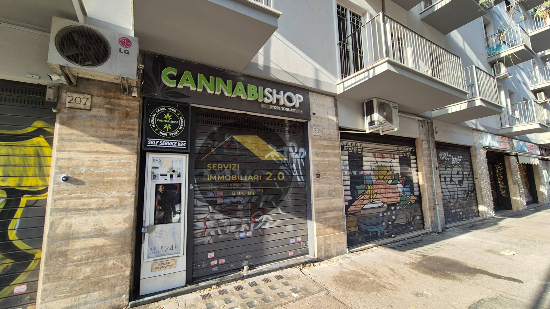 Locale commerciale in vendita a Roma