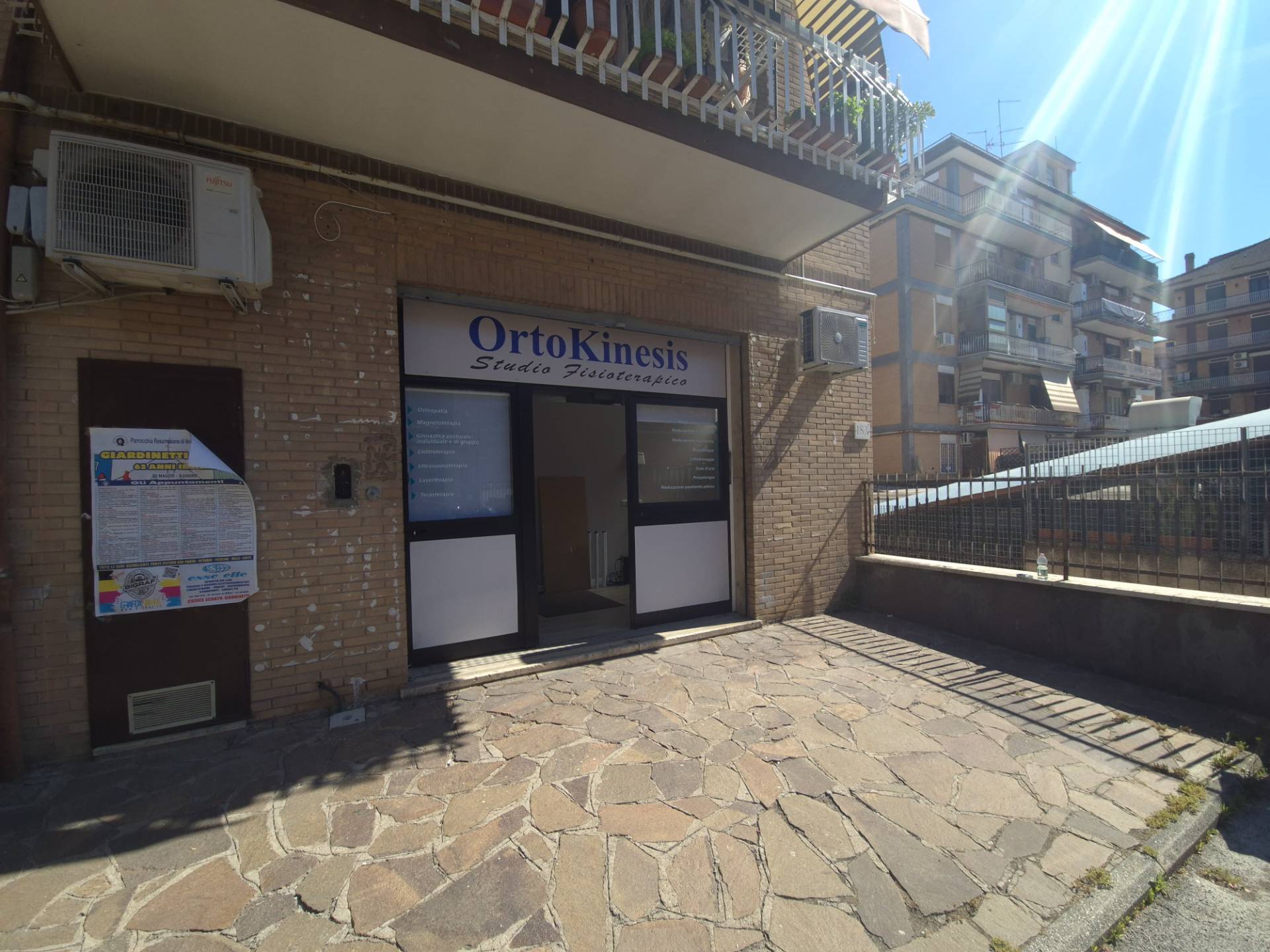 Locale commerciale in affitto a Roma