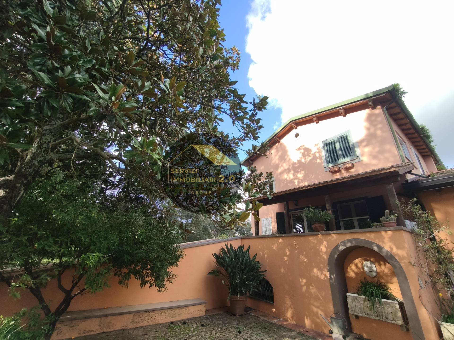 Villa in vendita a Cisterna di Latina